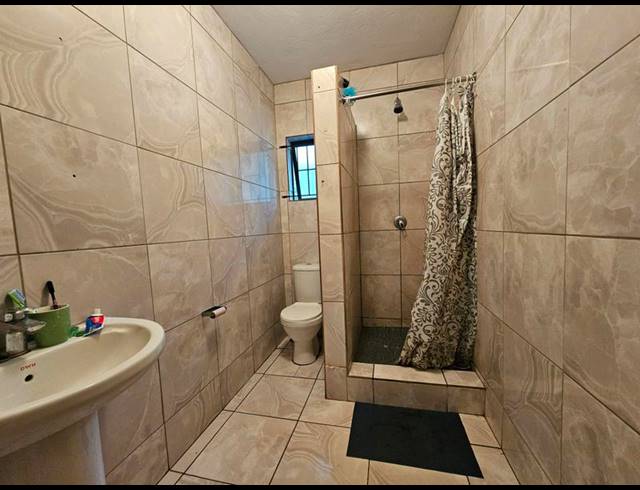 3 BEDROOM PROPERTY TO RENT IN LOTUSVILLE